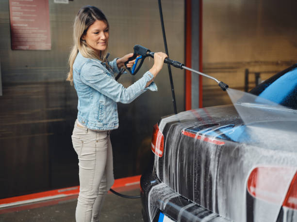 Why Choose Our Certified Pressure Washing Experts for Your Project Needs in Harper Woods, MI?